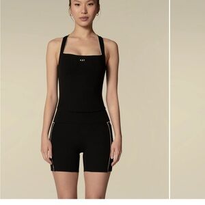 437 The Studio Tank Size S